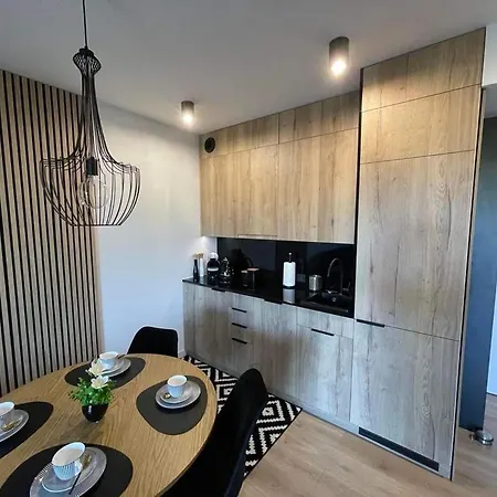 Pinea Max Apartment